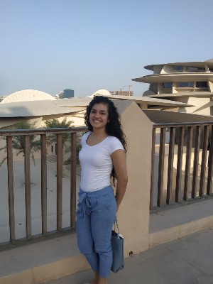 Lia in Qatar