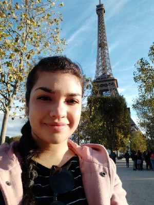 Lia in Paris